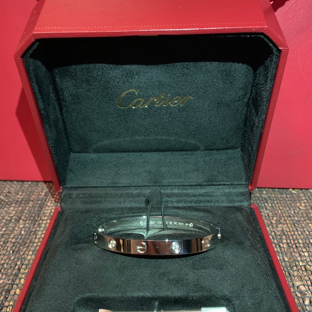 Cartier Love Bracelet, 4 diamonds
